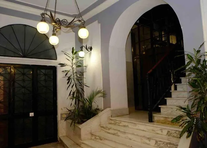 Beautiful Next To Piazza Di Spagna Apartament *