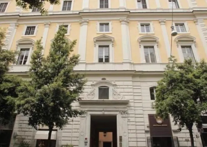 Beautiful Next To Piazza Di Spagna